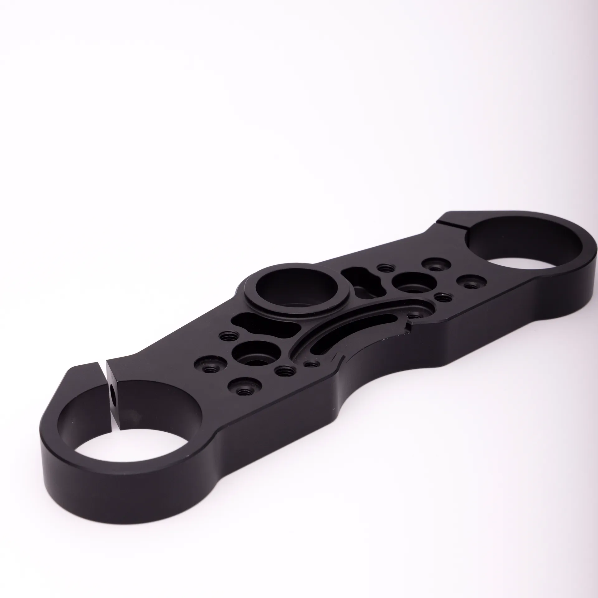 Tie rod support